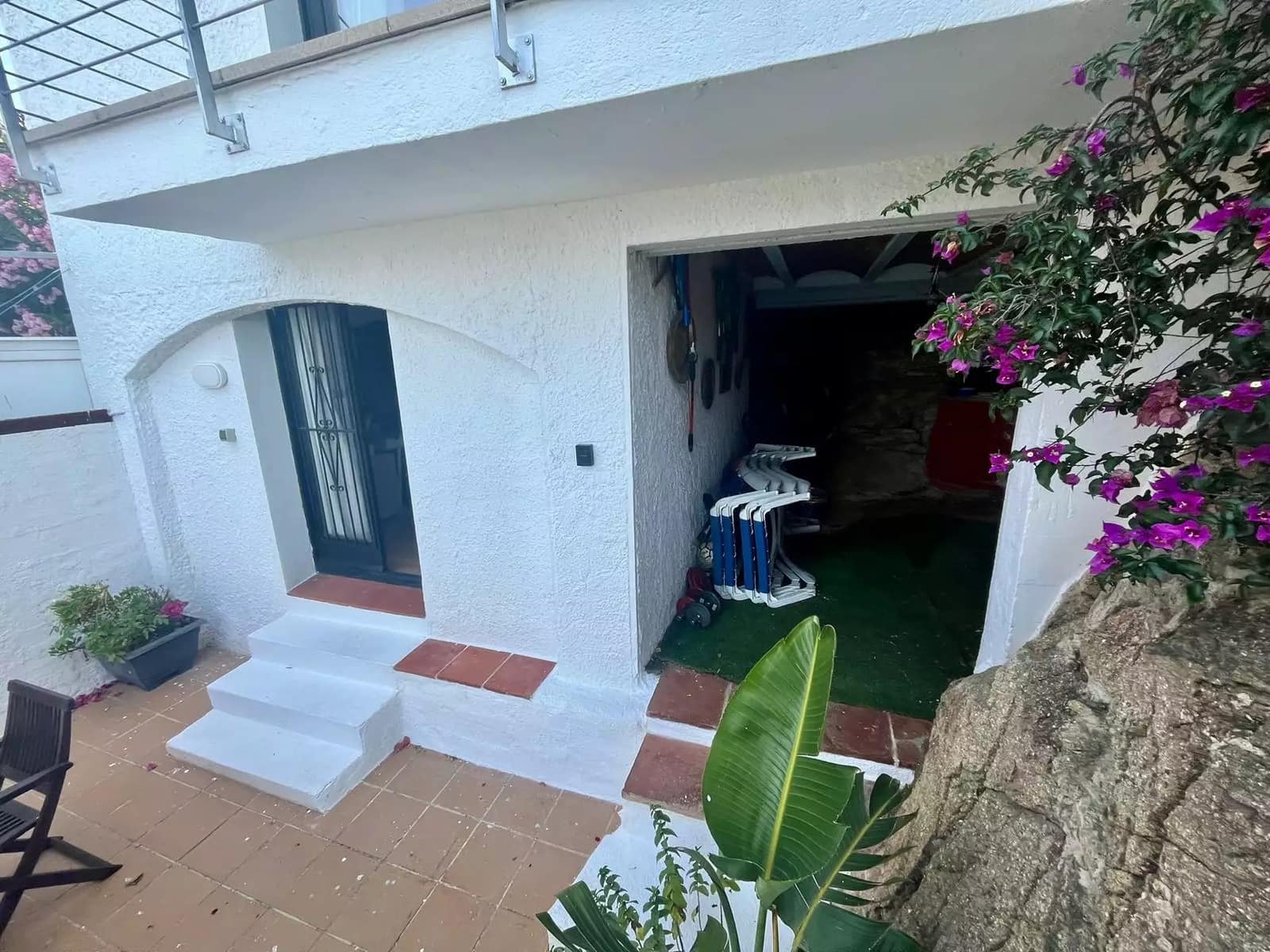 3 bedroom Villa for sale in Roses with pool garage - € 895,000 (Ref: 9928066)