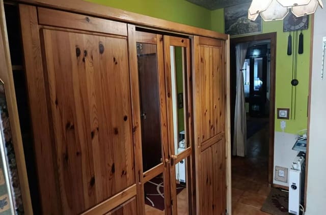 2 soveværelse Rækkehus til salg i Roses med garage - € 199.000 (Ref: 9928067)