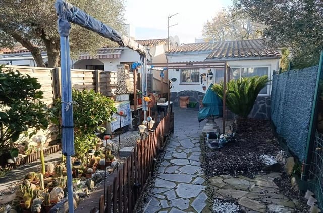 2 soveværelse Rækkehus til salg i Roses med garage - € 199.000 (Ref: 9928067)