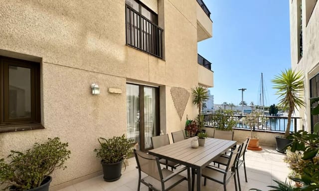 2 makuuhuone Asunto myytävänä paikassa Empuriabrava, Castelló d'Empúries mukana 
autotalli - 299 000 € (Ref: 9937825)