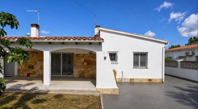 3 Zimmer Villa zu verkaufen in Empuriabrava, Castelló d'Empúries mit Garage - 485.000 € (Ref: 9937826)