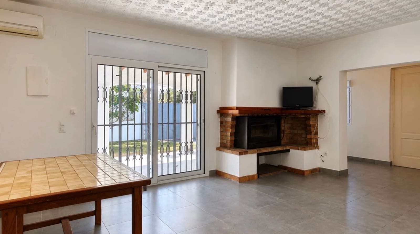 3 Zimmer Villa zu verkaufen in Empuriabrava mit Garage - 485.000 € (Ref: 9937826)