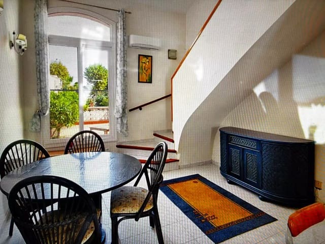 3 quarto Moradia para venda em Empuriabrava, Castelló d'Empúries com garagem - 255 000 € (Ref: 9941998)