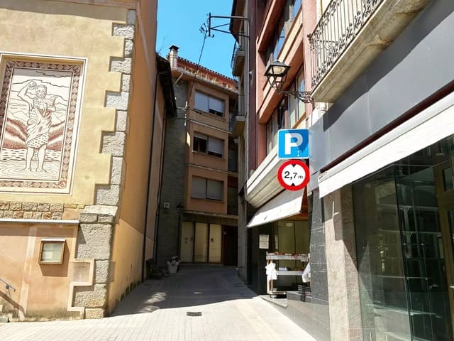 4 bedroom Townhouse for sale in Sant Hilari Sacalm - € 170,000 (Ref: 9952623)