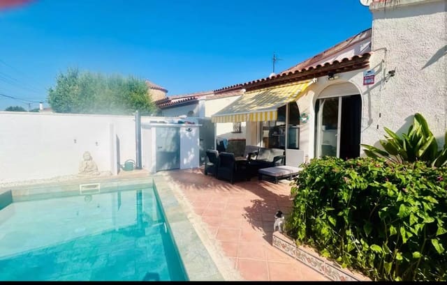 2 soverom Villa til salgs i Empuriabrava, Castelló d'Empúries med garasje - € 380 000 (Ref: 9962690)
