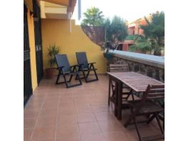 2 bedroom Apartment for rent in Arona with pool garage - € 1,300 (Ref: 9400377)