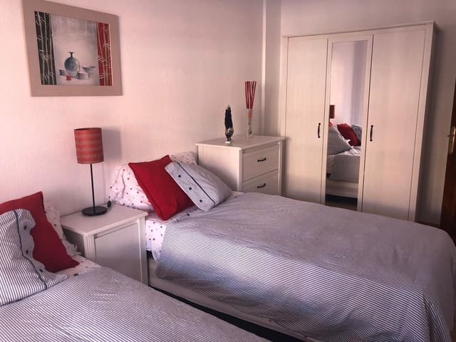 2 bedroom Apartment for rent in Arona with pool garage - € 1,300 (Ref: 9400377)