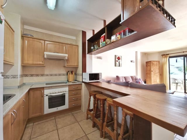 1 soveværelse Lejlighed til salg i Los Cristianos, Arona med swimmingpool garage - € 320.000 (Ref: 9400378)