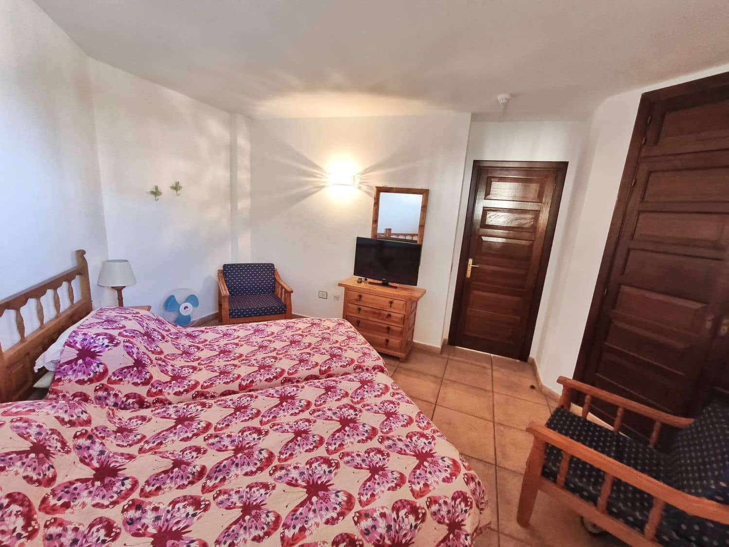 1 soverom Leilighet til salgs i Los Cristianos med svømmebasseng garasje - € 320 000 (Ref: 9400378)