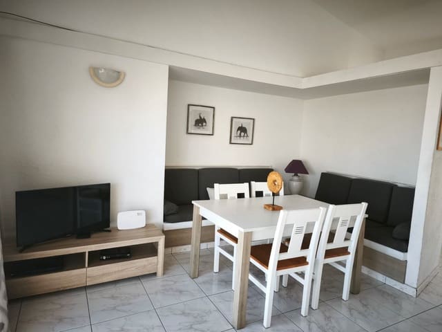 Casa de 2 habitaciones en San Eugenio Bajo, Adeje en venta con piscina garaje - 495.000 € (Ref: 9425680)