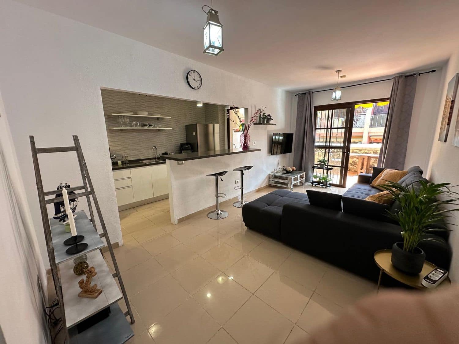 2 makuuhuone Huoneisto vuokrattavana paikassa Costa del Silencio mukana uima-altaan 
autotalli - 1 300 € (Ref: 9450069)