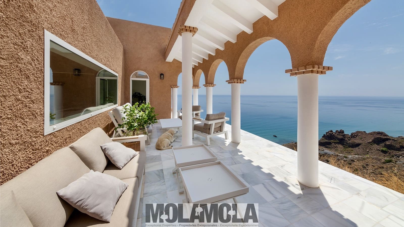 4 sypialnia Finka/Dom wiejski na sprzedaż w Mojacar z basenem garażem - 2 950 000 € (Ref: 10016429)
