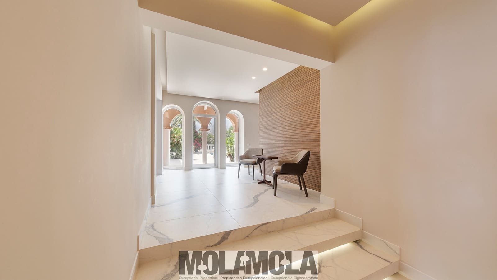 4 sypialnia Finka/Dom wiejski na sprzedaż w Mojacar z basenem garażem - 2 950 000 € (Ref: 10016429)