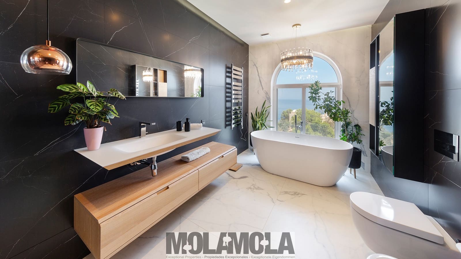 4 sypialnia Finka/Dom wiejski na sprzedaż w Mojacar z basenem garażem - 2 950 000 € (Ref: 10016429)