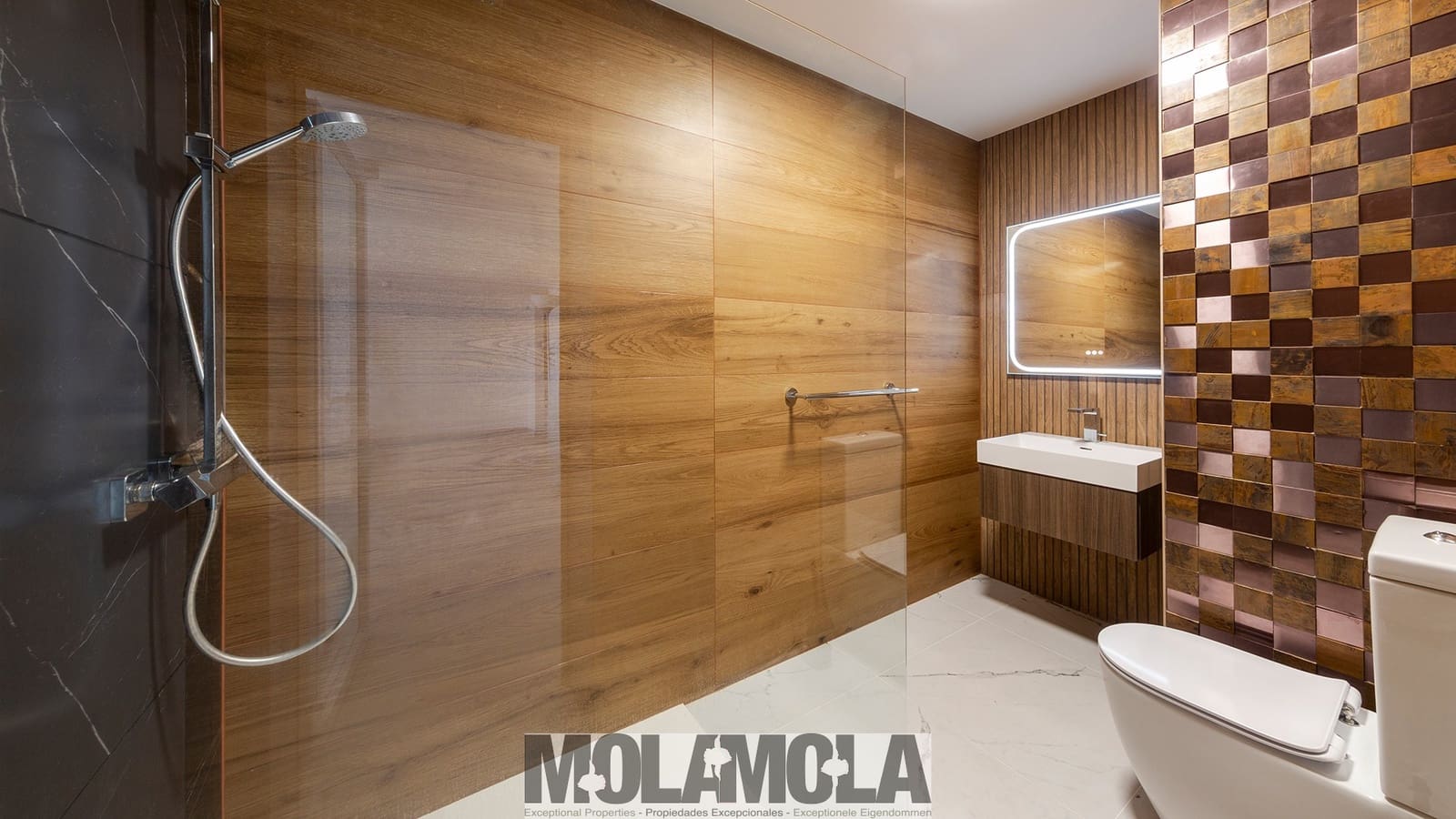 4 sypialnia Finka/Dom wiejski na sprzedaż w Mojacar z basenem garażem - 2 950 000 € (Ref: 10016429)
