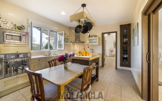 4 chambre Villa/Maison à vendre à Vera Ciudad, Vera avec piscine garage - 695 000 € (Ref: 6144544)