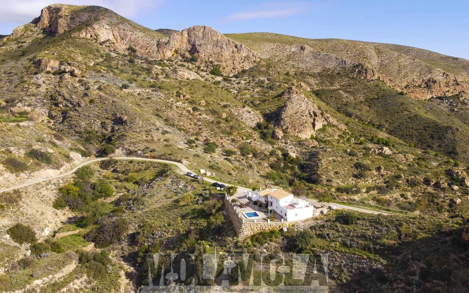 4 soveværelse Finca/Landehus til salg i Bedar med swimmingpool garage - € 345.000 (Ref: 6512258)