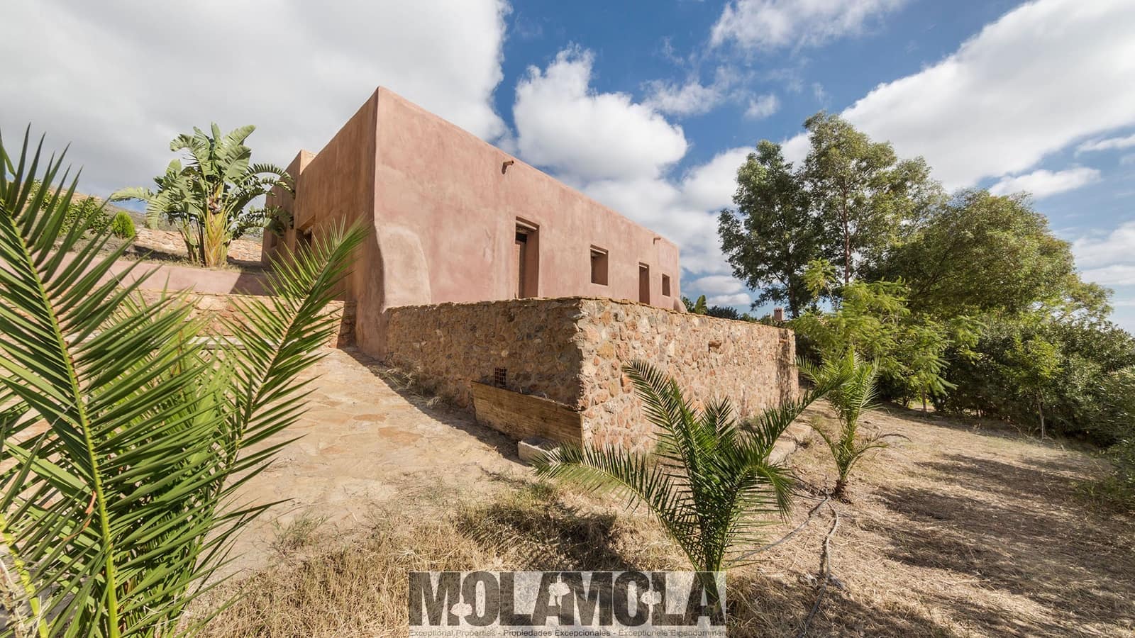 8 soveværelse Finca/Landehus til salg i El Cortijo Grande - € 680.000 (Ref: 8465909)