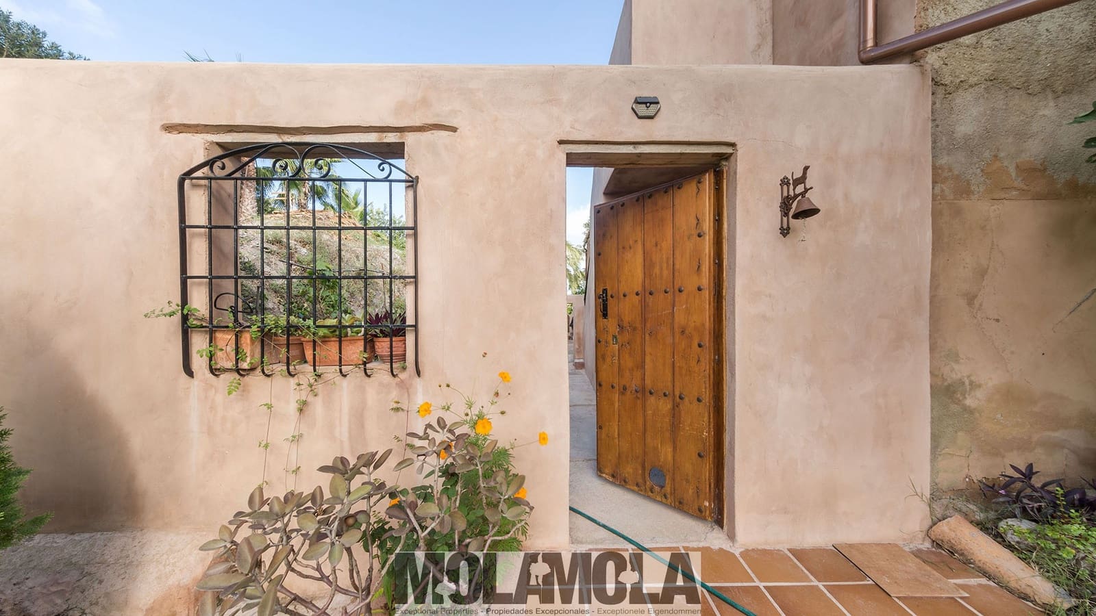 8 soveværelse Finca/Landehus til salg i El Cortijo Grande - € 680.000 (Ref: 8465909)