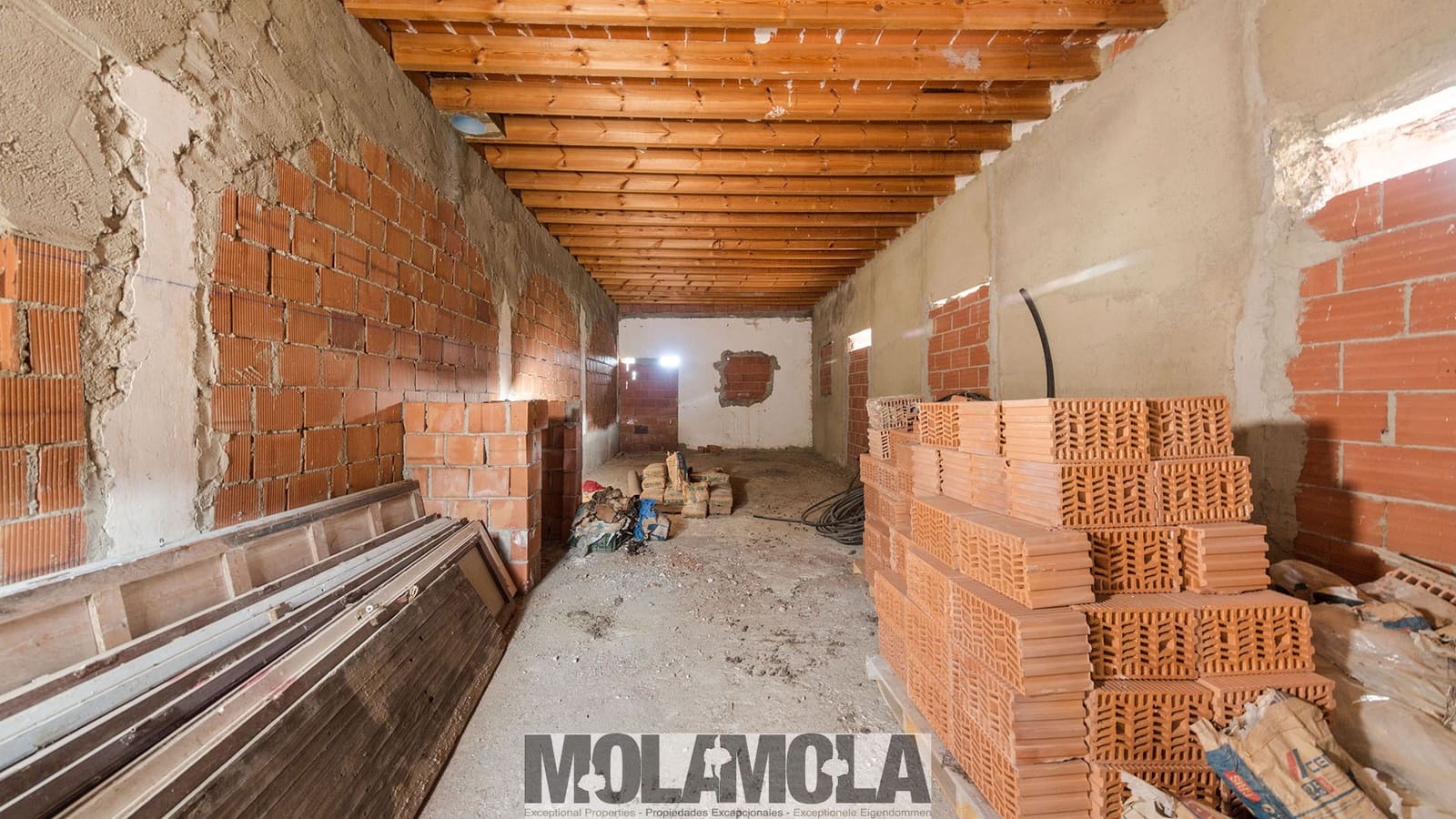 8 soveværelse Finca/Landehus til salg i El Cortijo Grande - € 680.000 (Ref: 8465909)