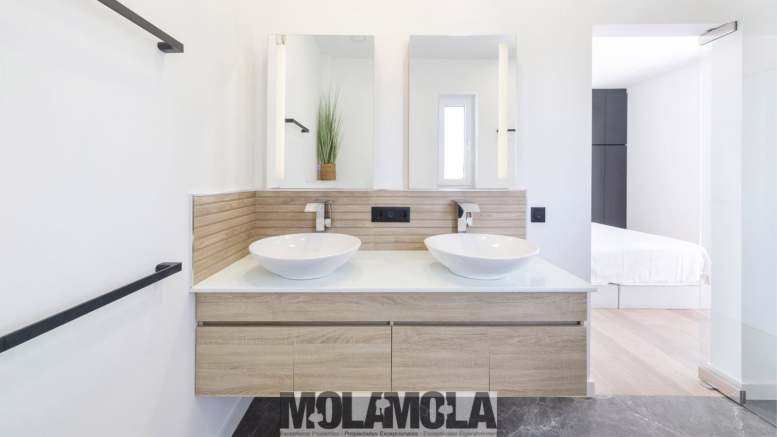 4 soveværelse Villa til salg i Calpe / Calp med swimmingpool garage - € 1.325.000 (Ref: 8855506)