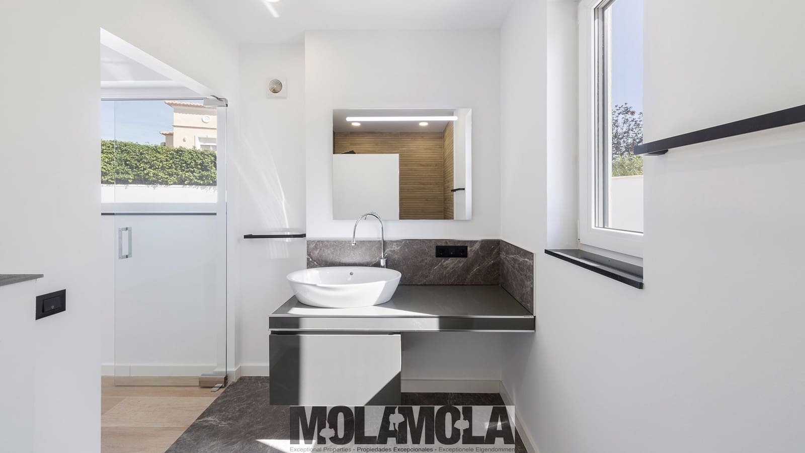 4 soveværelse Villa til salg i Calpe / Calp med swimmingpool garage - € 1.325.000 (Ref: 8855506)