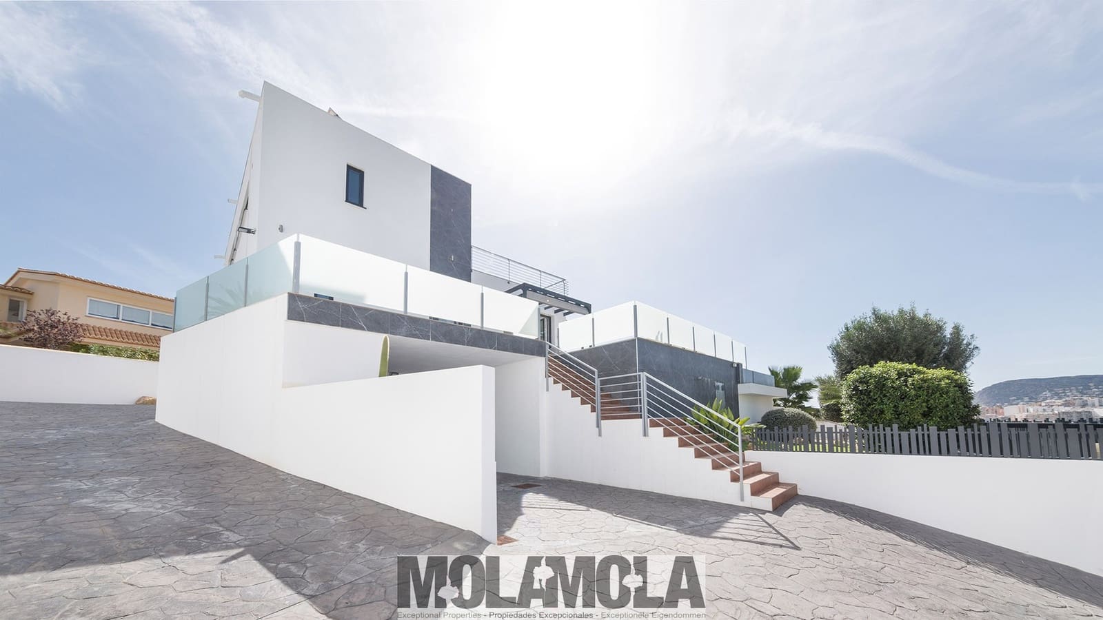4 soveværelse Villa til salg i Calpe / Calp med swimmingpool garage - € 1.325.000 (Ref: 8855506)