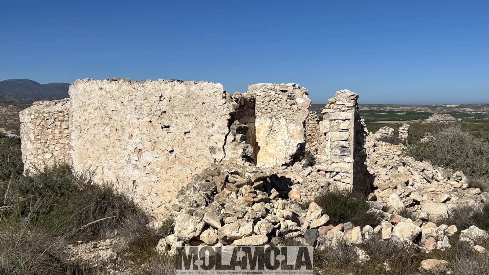 Terrain à Bâtir à vendre à Agua Amarga - 185 000 € (Ref: 9800944)