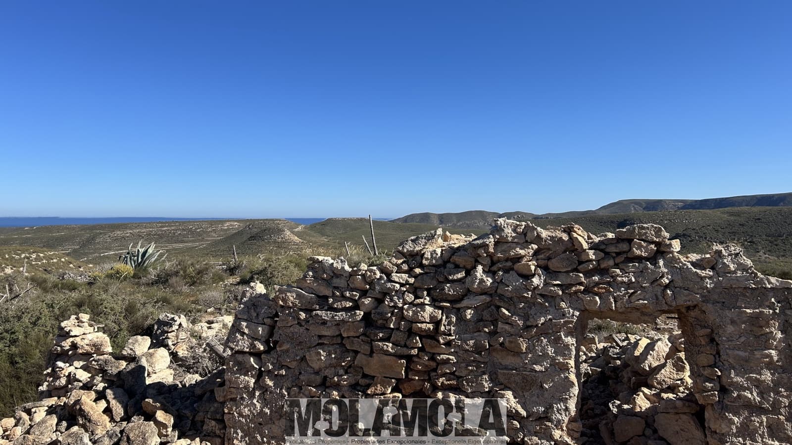 Terrain à Bâtir à vendre à Agua Amarga - 185 000 € (Ref: 9800944)