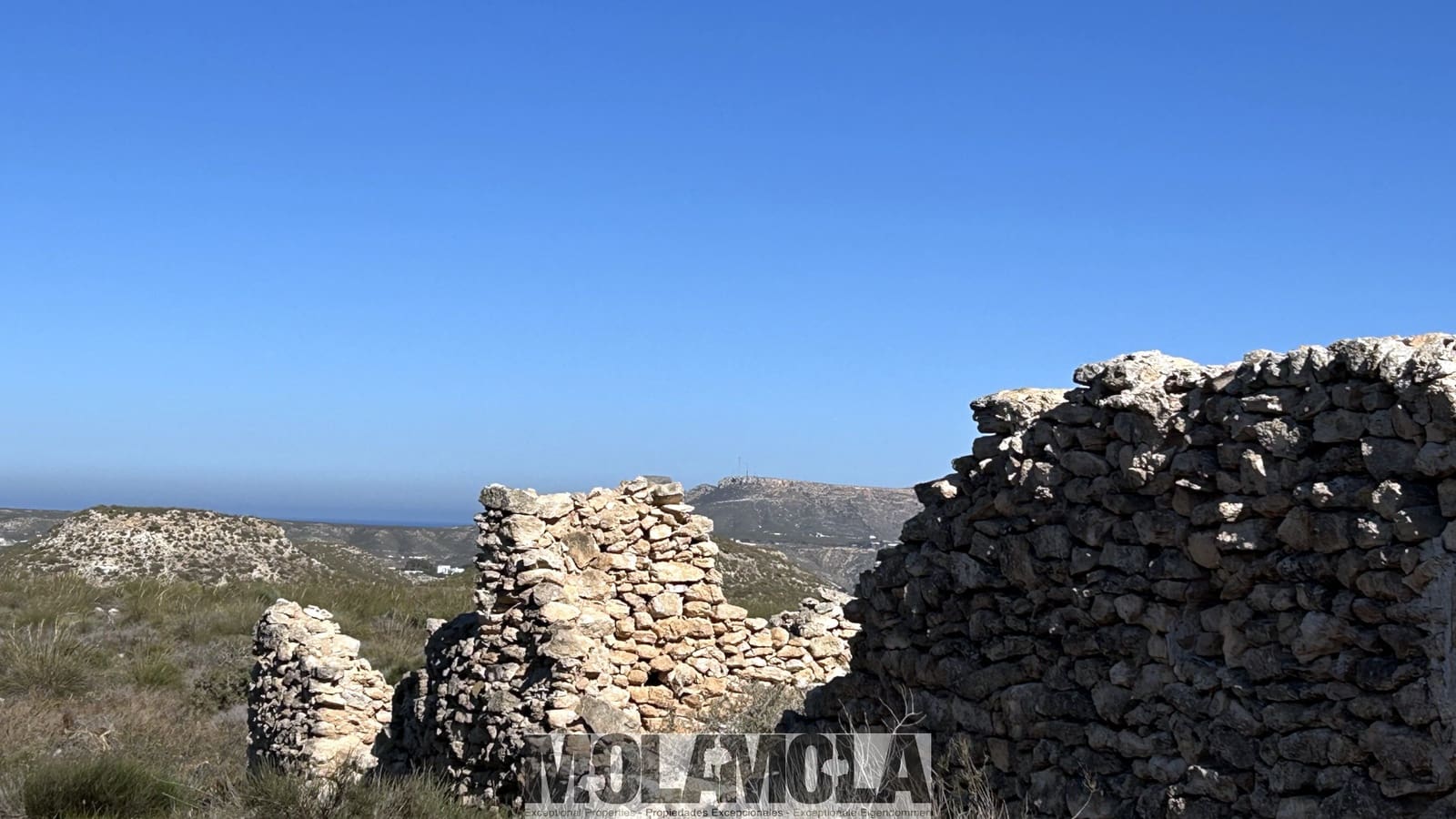 Terrain à Bâtir à vendre à Agua Amarga - 185 000 € (Ref: 9800944)