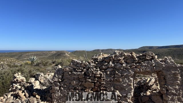 Terrain à Bâtir à vendre à Agua Amarga, Níjar - 185 000 € (Ref: 9800944)