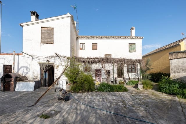 6 soveværelse Finca/Landehus til salg i Granada by med garage - € 250.000 (Ref: 9117667)