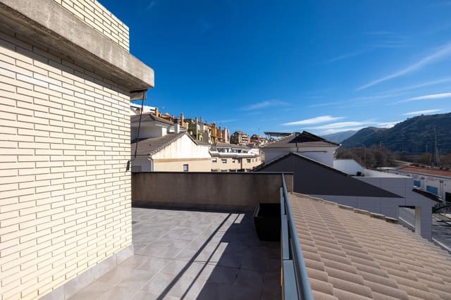 4 soveværelse Villa til salg i Carretera de la Sierra, Granada by med garage - € 494.000 (Ref: 9117721)