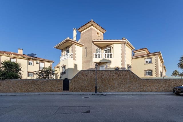 3 soveværelse Villa til salg i Belicena, Vegas del Genil med swimmingpool garage - € 299.000 (Ref: 9117739)