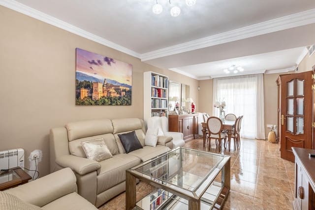 3 soveværelse Villa til salg i Belicena, Vegas del Genil med swimmingpool garage - € 299.000 (Ref: 9117739)