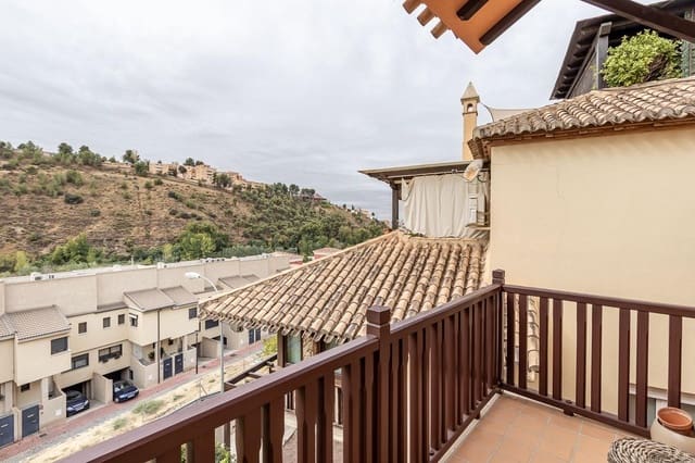 4 soverom Hus til salgs i Carretera de la Sierra, Granada by med svømmebasseng - € 540 000 (Ref: 9117776)