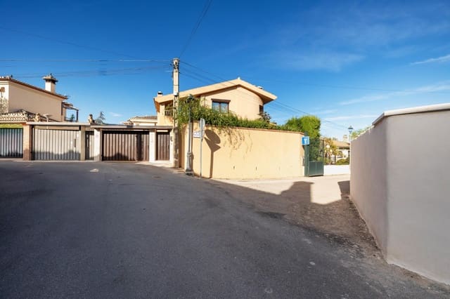 3 soveværelse Villa til salg i Ogíjares med swimmingpool garage - € 650.000 (Ref: 9117839)