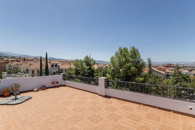 3 soveværelse Byhus til salg i Bola de Oro - Serrallo, Granada by med garage - € 298.000 (Ref: 9159442)