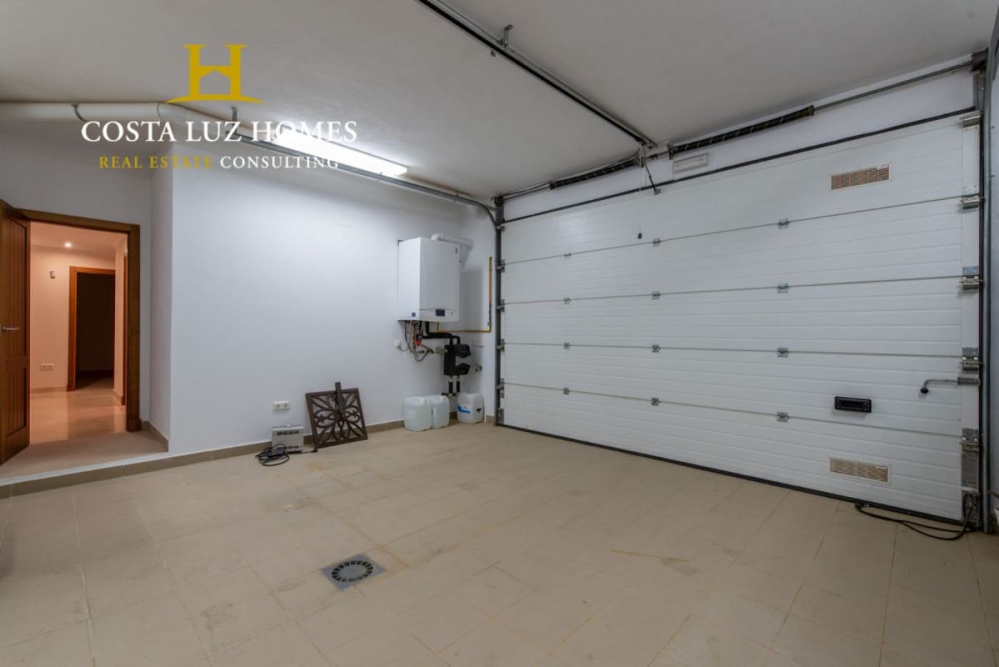 5 bedroom Villa for sale in Arcos de la Frontera with pool garage - € 795,000 (Ref: 6508972)