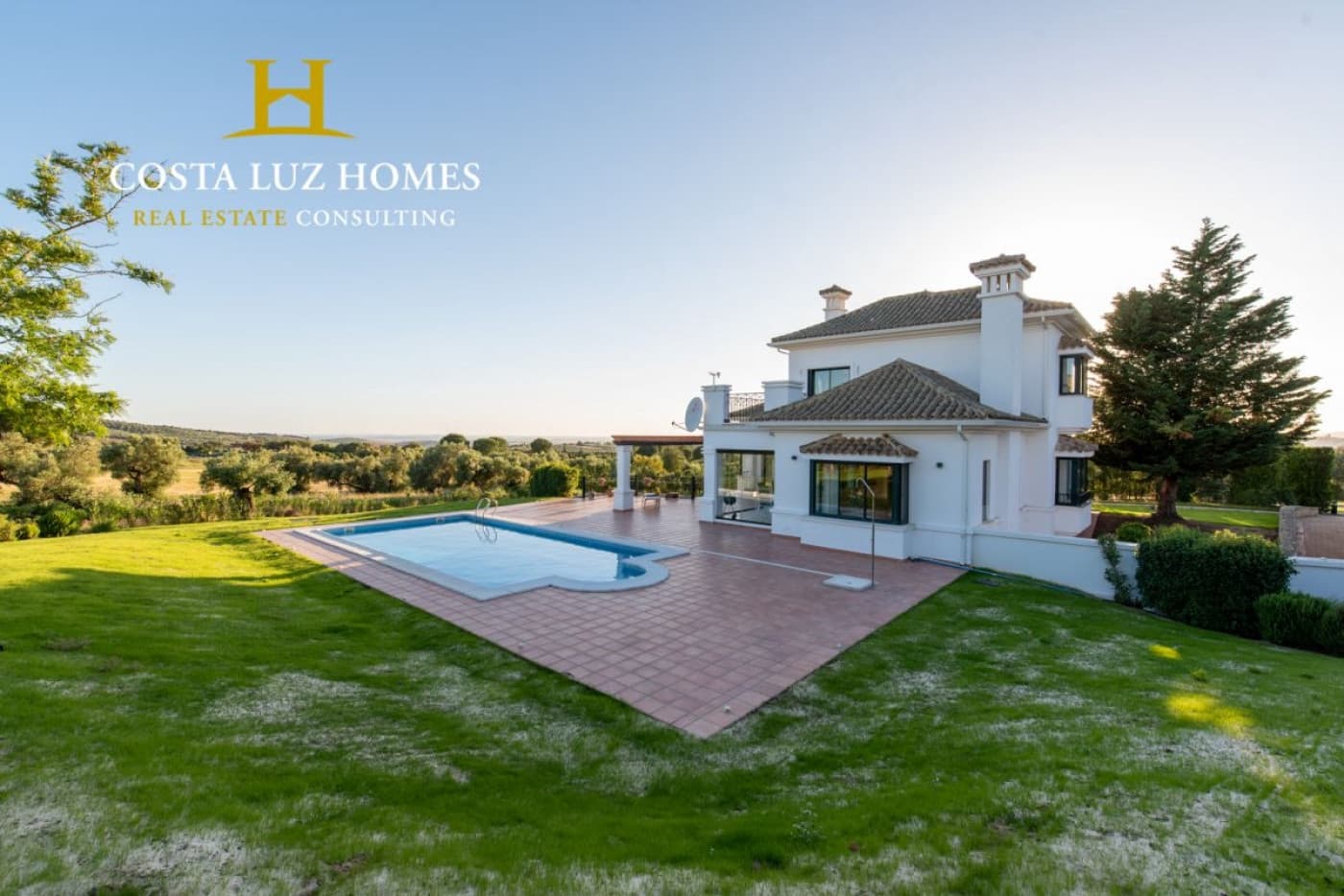 5 bedroom Villa for sale in Arcos de la Frontera with pool garage - € 795,000 (Ref: 6508972)