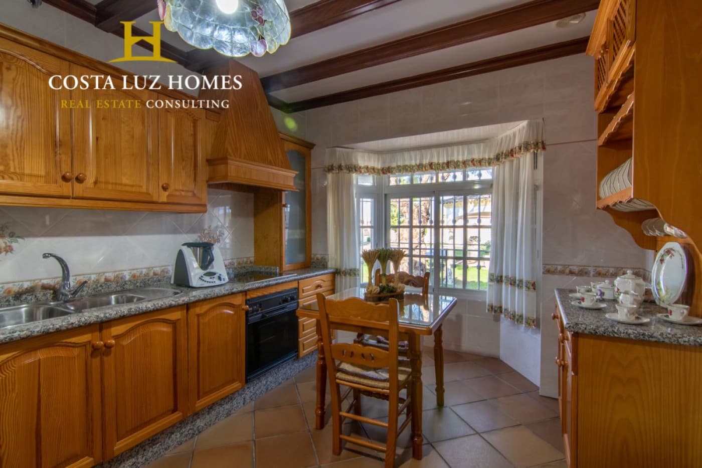 8 slaapkamer Villa te koop in Arcos de la Frontera met zwembad - € 550.000 (Ref: 6508983)