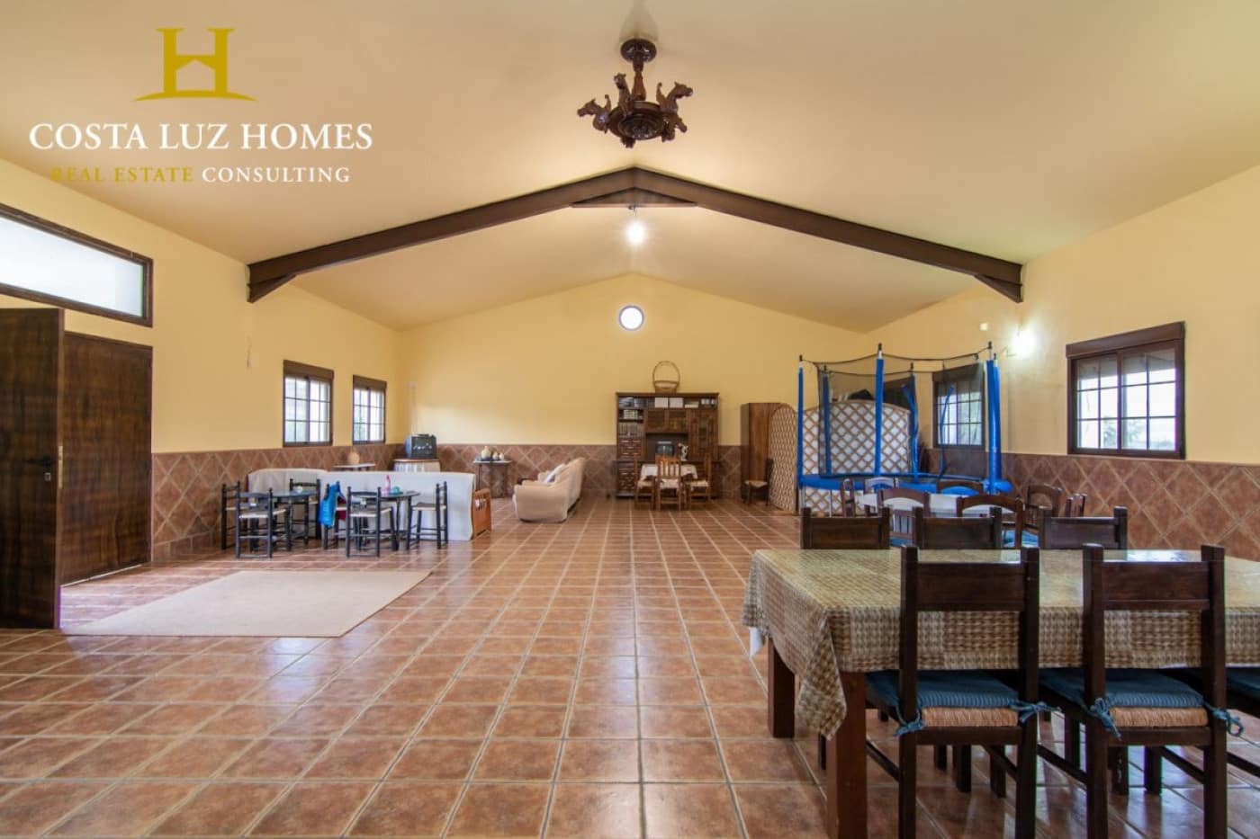 7 soveværelse Finca/Landehus til salg i Arcos de la Frontera med swimmingpool - € 500.000 (Ref: 6508987)