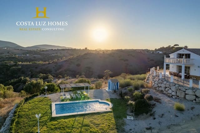 3 soverom Finca/Herregård til salgs i Arcos de la Frontera med svømmebasseng - € 460 000 (Ref: 7266071)