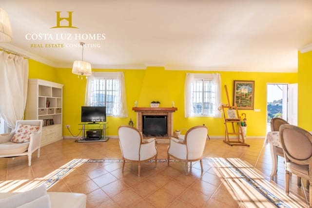 3 soverom Finca/Herregård til salgs i Arcos de la Frontera med svømmebasseng - € 460 000 (Ref: 7266071)