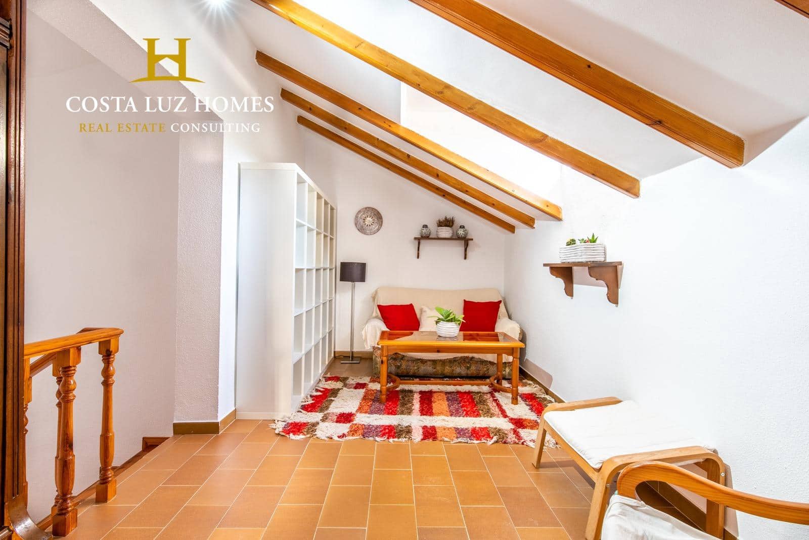 6 soveværelse Finca/Landehus til salg i Benaocaz med swimmingpool garage - € 890.000 (Ref: 7556815)