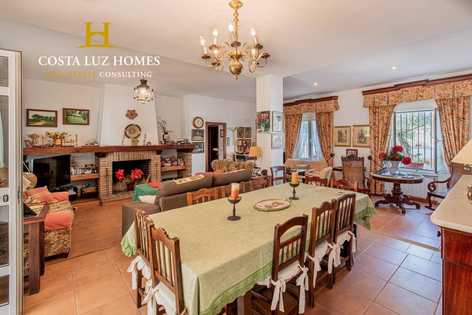 7 sovrum Finca/Hus på landet till salu i Arcos de la Frontera med pool - 950 000 € (Ref: 7788937)