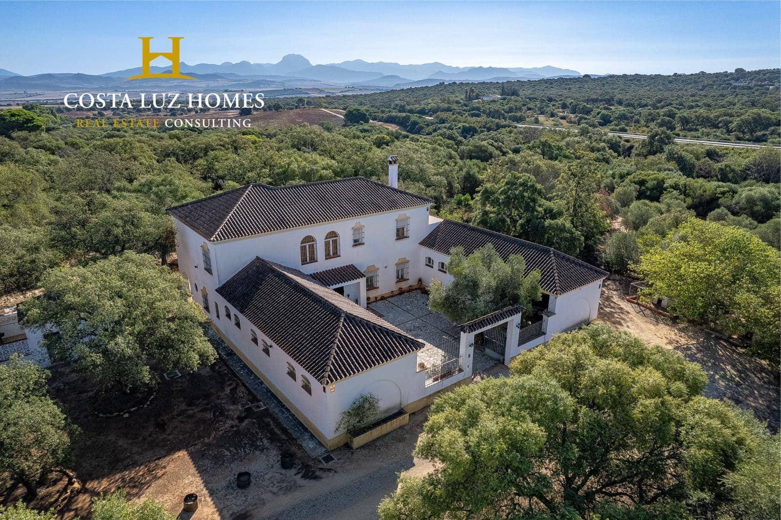 7 sovrum Finca/Hus på landet till salu i Arcos de la Frontera med pool - 950 000 € (Ref: 7788937)