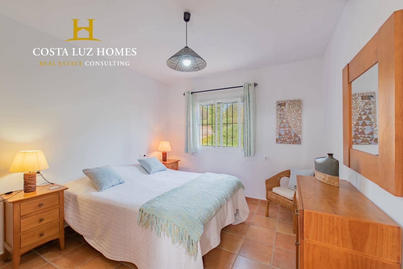 4 bedroom Villa for sale in Arcos de la Frontera with pool € 315,000