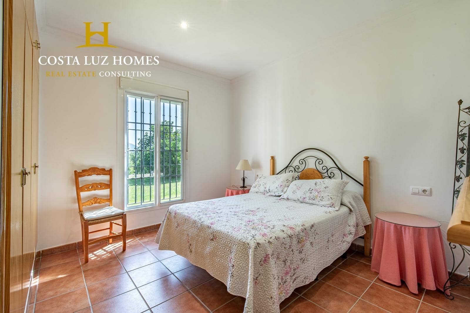 3 soveværelse Finca/Landehus til salg i Arcos de la Frontera med swimmingpool - € 450.000 (Ref: 8352241)