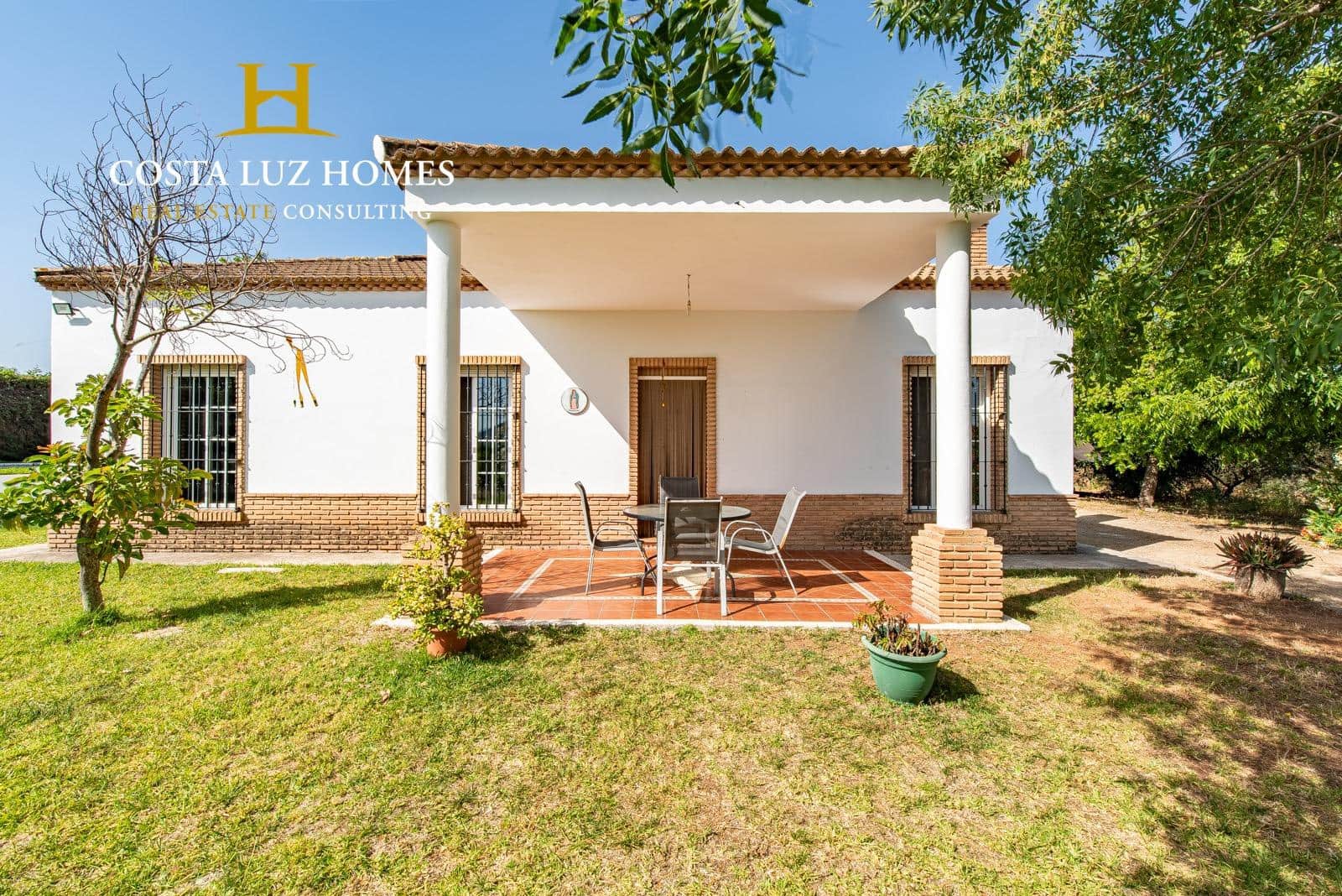 3 soveværelse Finca/Landehus til salg i Arcos de la Frontera med swimmingpool - € 450.000 (Ref: 8352241)